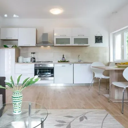 Apartment Klepo