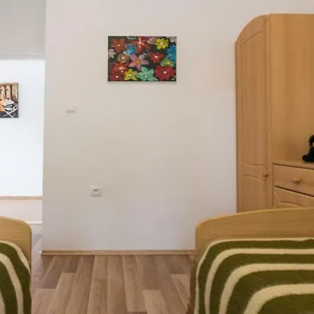 Apartment Klepo *